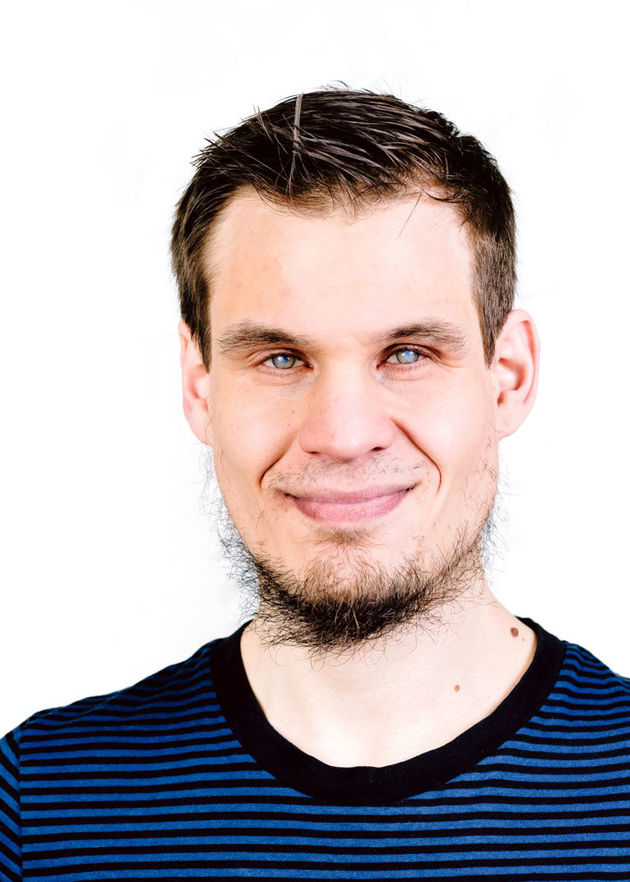 Jonas Karpa, Journalist, Autor und Podcaster Porträt Jonas Karpa